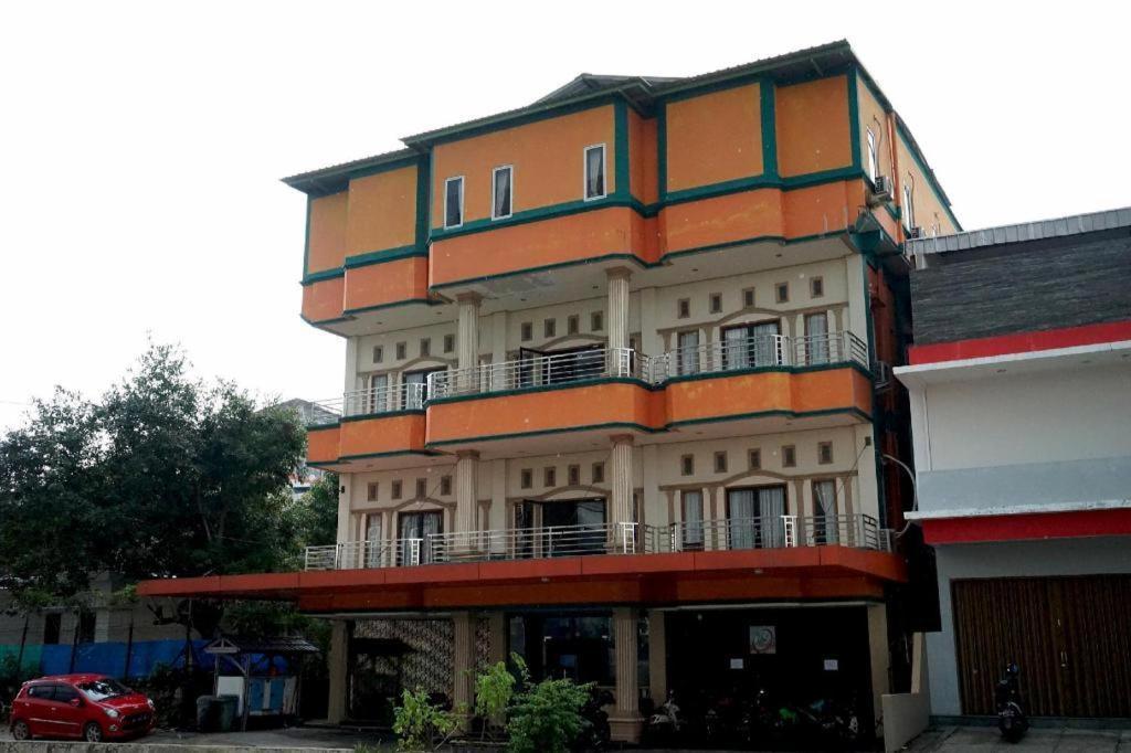 פאנגקאלפינאנג Hotel Golden Vella מראה חיצוני תמונה